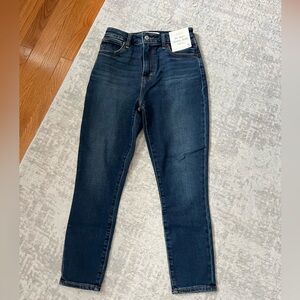 BRAND NEW Abercrombie jeans